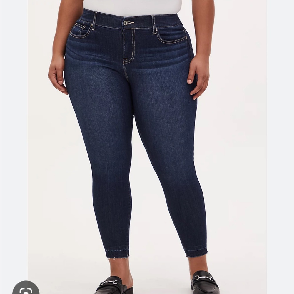 TORRID Bombshell Skinny Jeans